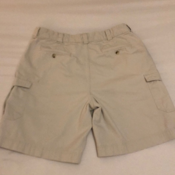 5/$25🏷❤️Van Heusen tan/khaki shorts casual pockets - Picture 9 of 11